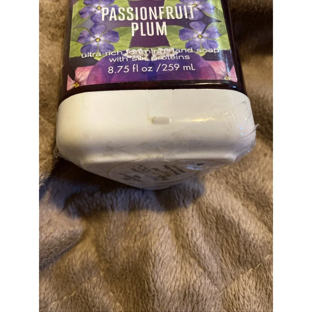 *** NEW*** BATH AND BODY WORKS‎ PASSIONFRUIT PLUM SMARTSOAP REFILL 8.75 OZ